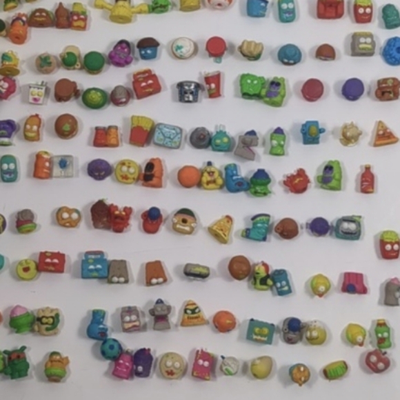 Grossery Gang 20 Random Pieces Bundle - Picture 1 of 1